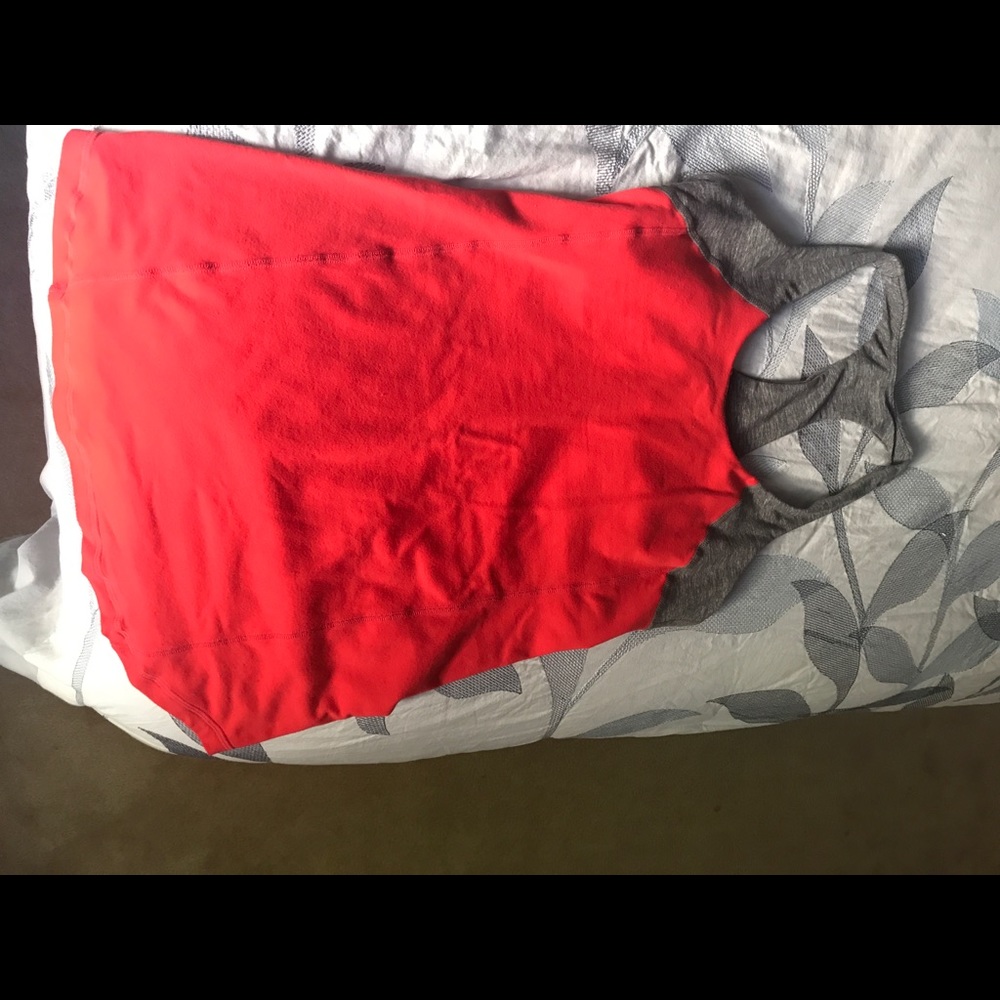 Lululemon top sz 6